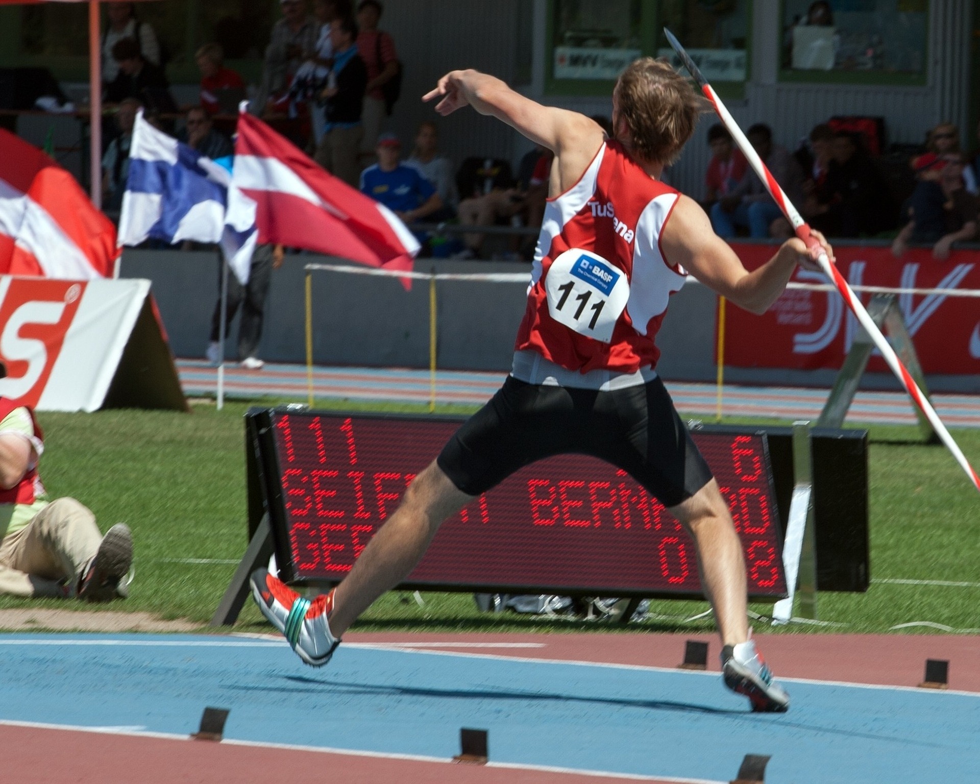 javelin throw javelin throw